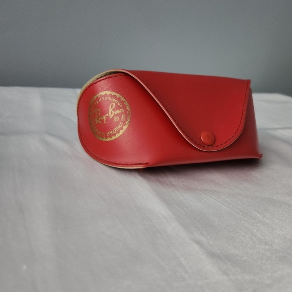 Women's Ray Ban polarized sunglasses with case - Picture 5 of 8